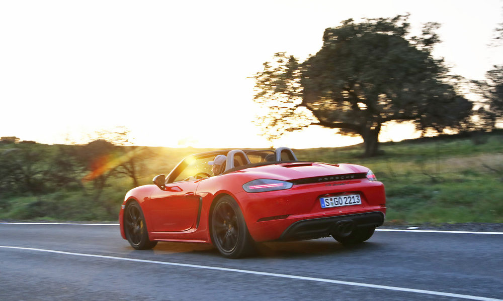 Porsche 718 Boxster T Guards Red