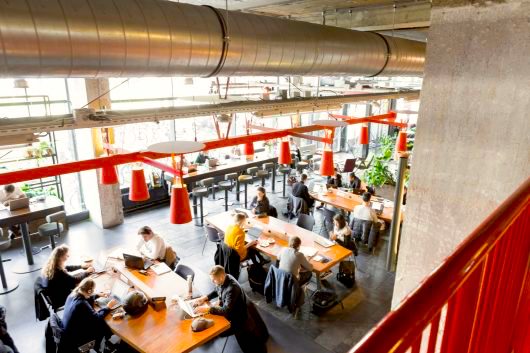 Werkplaats co-working space at Volkshotel, Oost Amsterdam